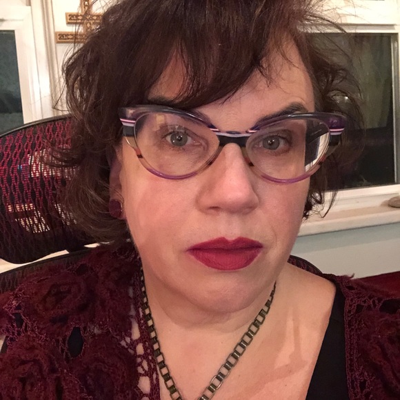 Meet your Posher, Sonya - Picture 4 of 9